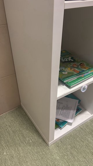Estantería Kallax Ikea Blanca roja