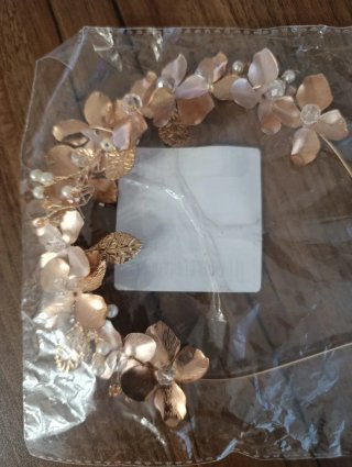 Tocado pelo novias/comunión oro y blanco