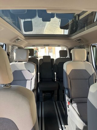 Volkswagen Multivan T7 hybrid larga 2023