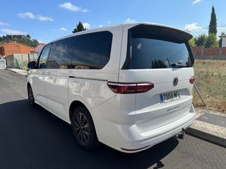 Volkswagen Multivan T7 hybrid larga 2023