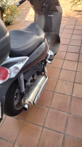 Aprilia Scarabeo 500 Maxi Scooter