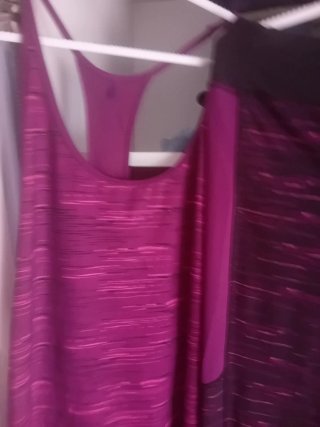 Conjunto deportivo top y mallas