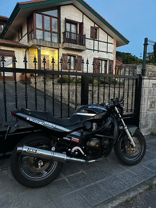 Suzuki GSX600F Proyecto LIMITADA A2