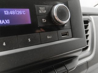 Renault Trafic Authentic Energy Blue dCi 81 kW (110 CV)