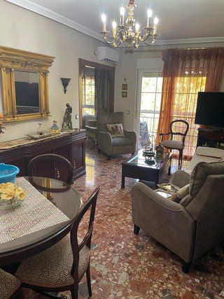 PISO EN VENTA REFORMADO ZONA HOSPITAL.