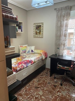 PISO EN VENTA REFORMADO ZONA HOSPITAL.