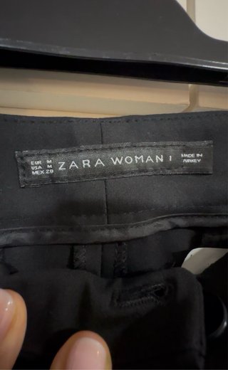 Pantalón negro mujer con raya lateral
