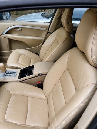 Volvo XC70 2009