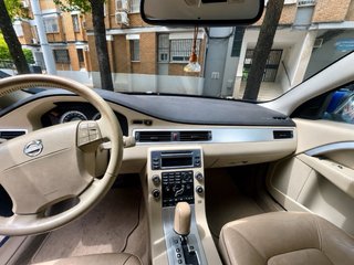 Volvo XC70 2009