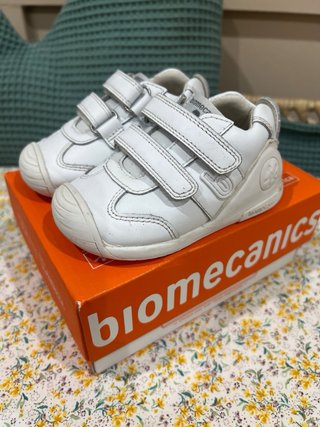 Deportivas Biomecanics Talla 20
