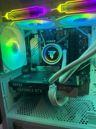 PC Gamer Blanco con RGB