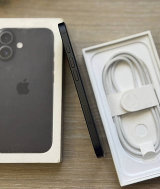 iPhone 16 Negro