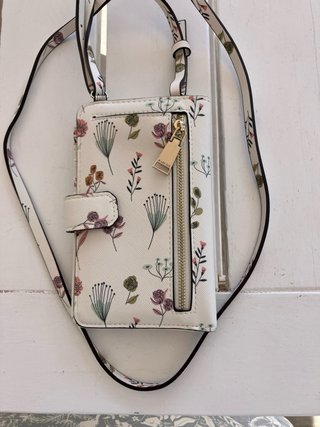 Bolso mini + funda móvil Parfois floral