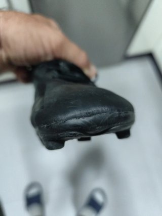 Botas de fútbol Adidas Negras talla 32