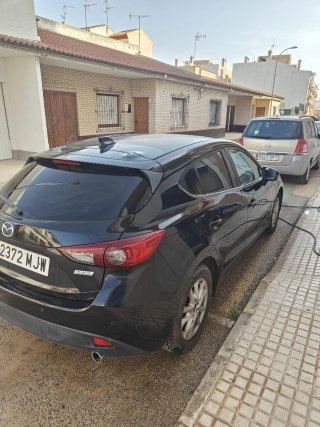 Mazda 3 2016 AVERIADO
