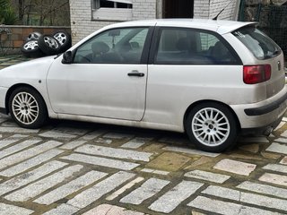 SEAT Ibiza 2001