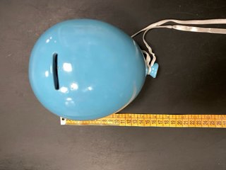 Salvadanaio a forma di palloncino in ceramica