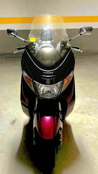 Suzuki Burgman 250