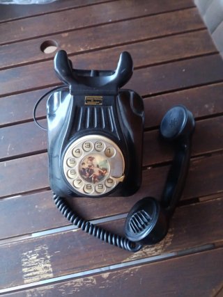 Teléfono antiguo Standard Elektrik