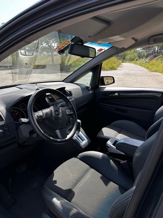 Opel Zafira 2005