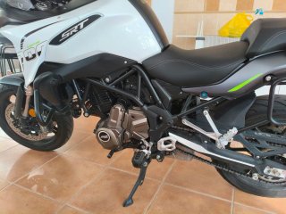 QJ Motor 700 SRT Aventura
