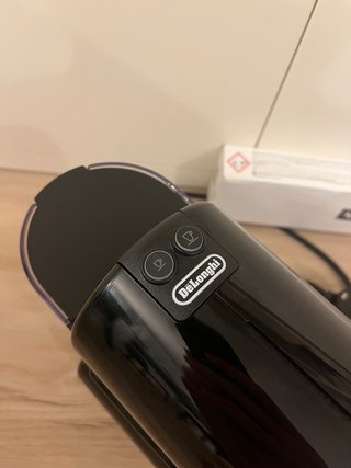 Macchina caffè DeLonghi + 150 capsule