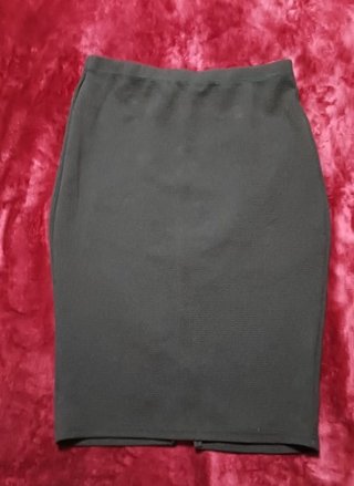 Falda tubo negra con cremallera T. M