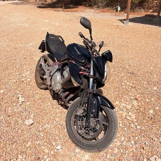 Kawasaki ER-6n Negra
