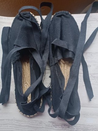Alpargatas negras con lazo Talla 38