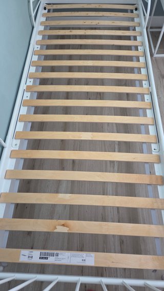Cama extensible infantil IKEA con colchón