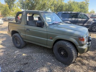 Mitsubishi Montero Cabrio 2003
