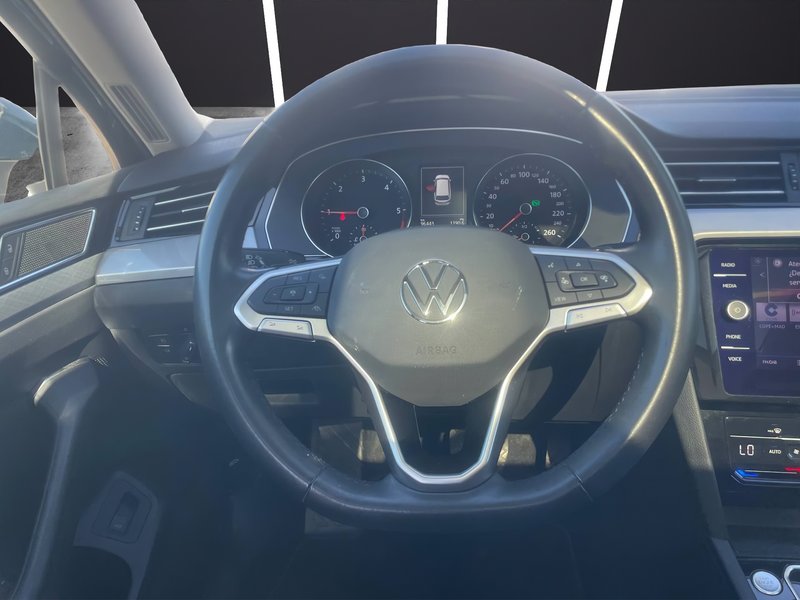 Volkswagen Passat Variant Executive 2.0 TDI DSG 2022, foto 24