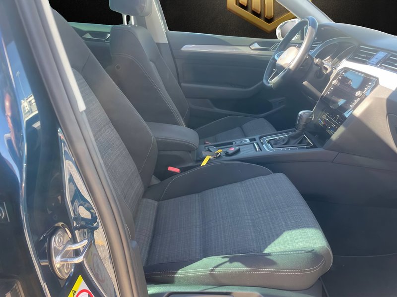 Volkswagen Passat Variant Executive 2.0 TDI DSG 2022, foto 29