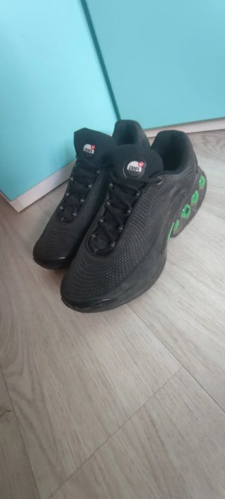 Zapatillas Nike Air Max DN Negras y Verdes