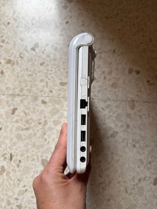 Airis Kira G10IL1 Portátil Blanco