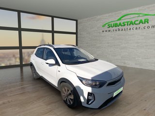 STONIC 1.0 T-GDi 74kW (100CV) MHEV iMT Concept