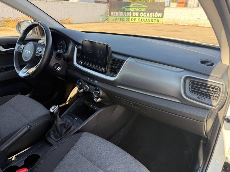 Kia Stonic 2023, foto 15