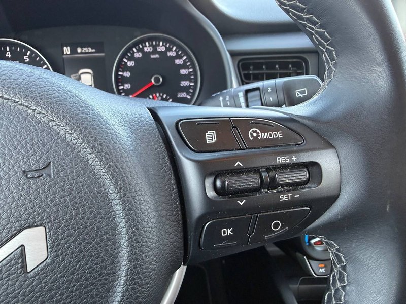 Kia Stonic 2023, foto 26
