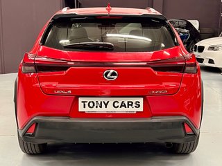 Lexus UX 2023