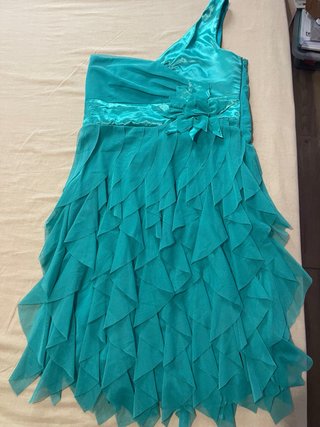 Vestido de fiesta de un hombro