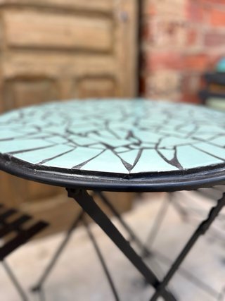 Conjunto Mesa Mosaico + 2 Cadeiras Dobráveis