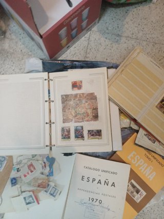Sellos España y catálogo 1970