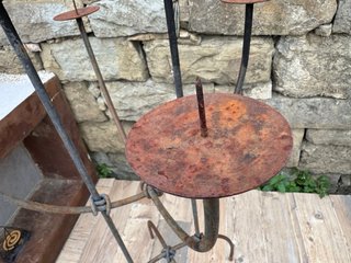 Candelabro da terra in ferro artistico