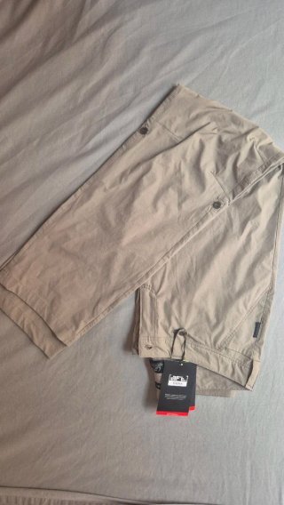 Pantalón senderismo beige