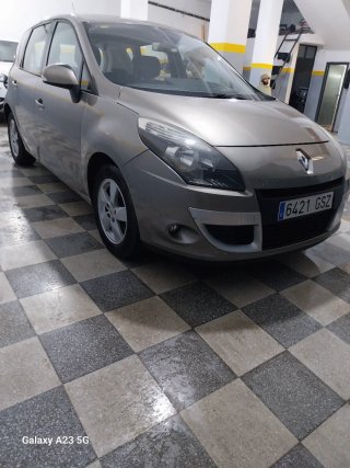 Renault Scenic 2010
