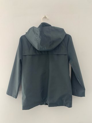 Chubasquero niño Mango Talla 134cm