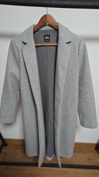 Abrigo Zara Gris