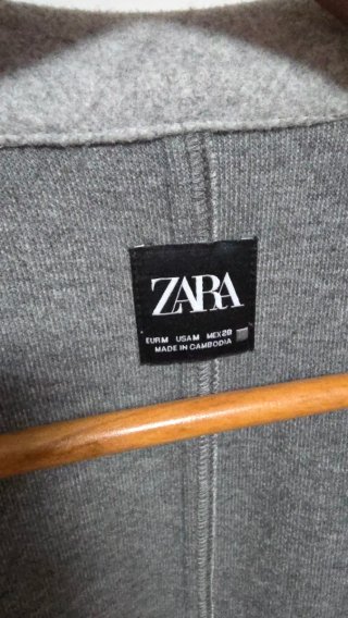 Abrigo Zara Gris
