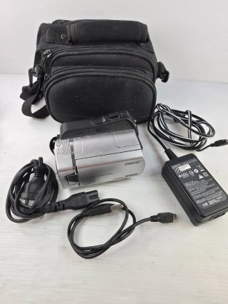 Sony Handycam DCR-SR35E 30GB HDD 40x