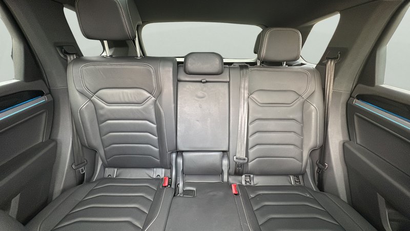 Volkswagen Touareg 2022, foto 14